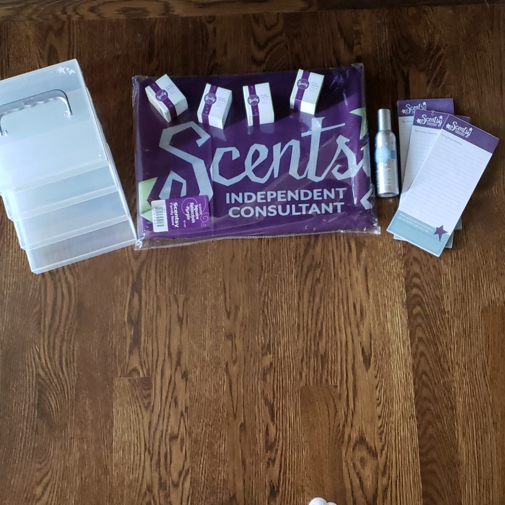 Scentsy stuff